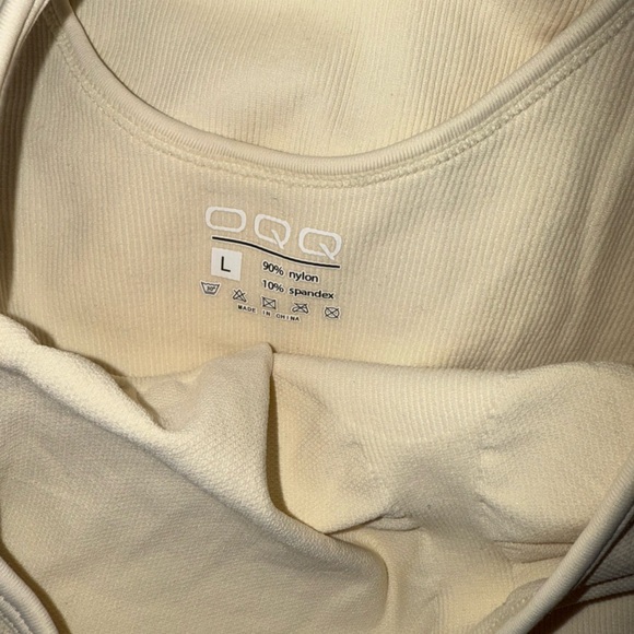 3 NWOT Women's Bodysuit Cami Tank Tops in Brown, Black & Cream OQQ size large - Picture 8 of 9